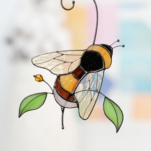 Stained glass bee Custom stained glass window hangings Christmas vacation decor Modern stained glass suncatcher Glass bumble bee