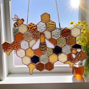 Stained Glass Beehive Suncatcher, Handmade Honeycomb Window Hanging, Bee Lover Gift, Nature Inspired Glass Home Decor